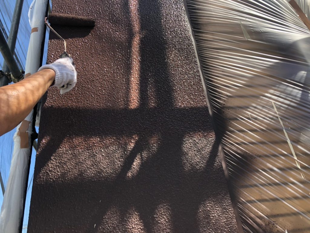 外壁　ブラウン色上塗り（2回目）