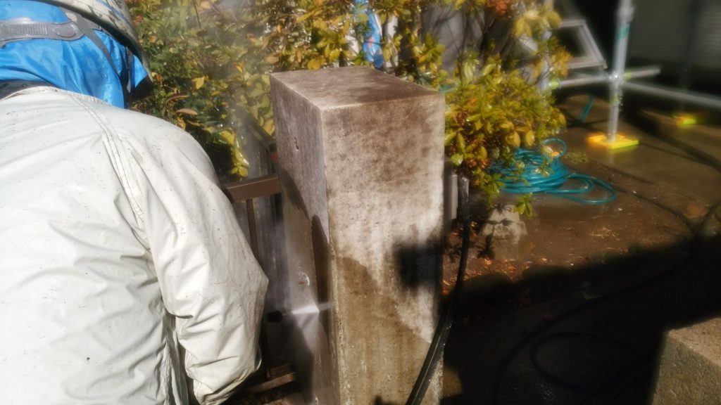 高圧洗浄で隅々まできれいにします。