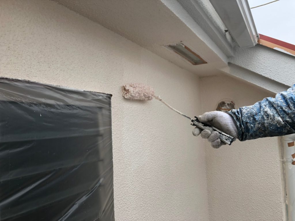 軒天・外壁 上塗り