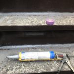 防水材塗布後、仕上げ材であるトップコートを塗布し、完了です。