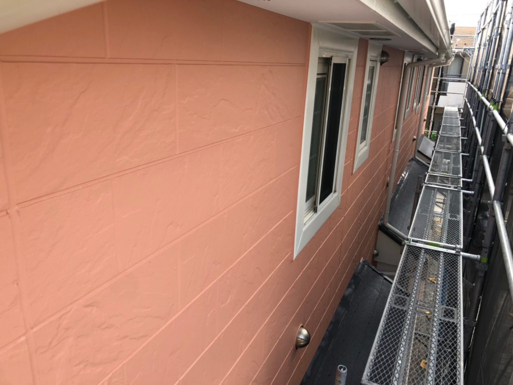 外壁塗装完了写真です。