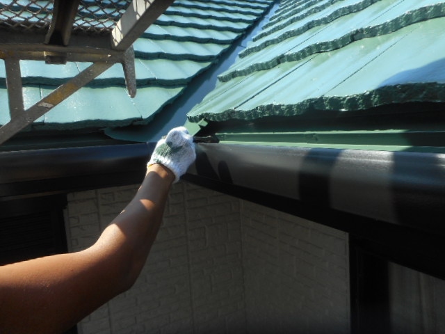 鼻隠しもしっかりと2回塗ります。