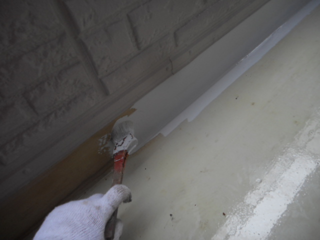 トップコートを塗ります。