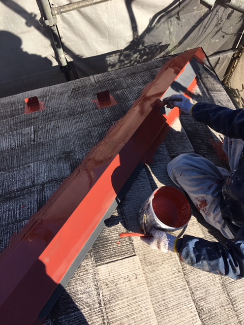 屋根の塗装工事です。