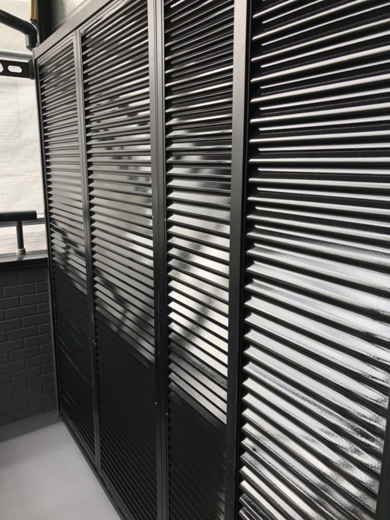 仕上げ材（ファインパーフェクトトップ）２回塗布後、仕上がりです。