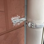 錆止め材塗布、仕上げ材塗布を2回行い、駐輪場の塗装は完了です。