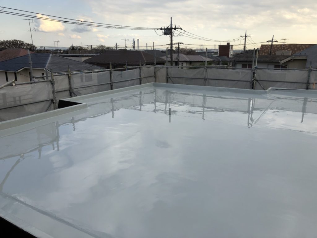 ウレタン防水材2回塗り後、仕上がりです。