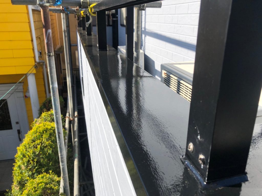 鉄部 保護クリアー塗装後仕上がり