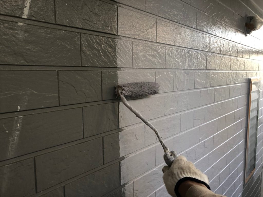 外壁 上塗り 1回目