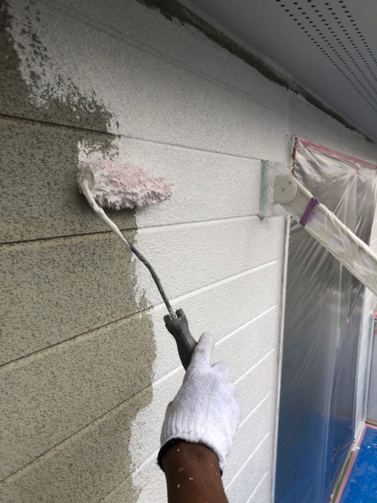 外壁　下塗り材塗装
