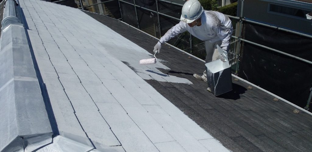 屋根　下塗り材塗装