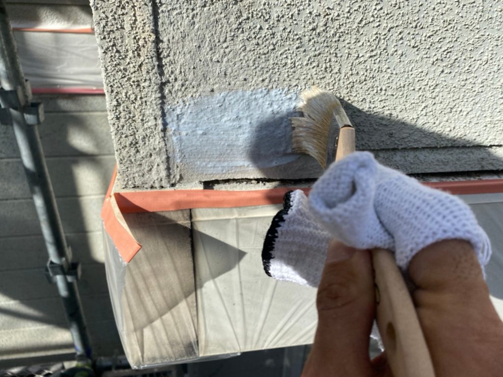 外壁　欠損部モルタル補修