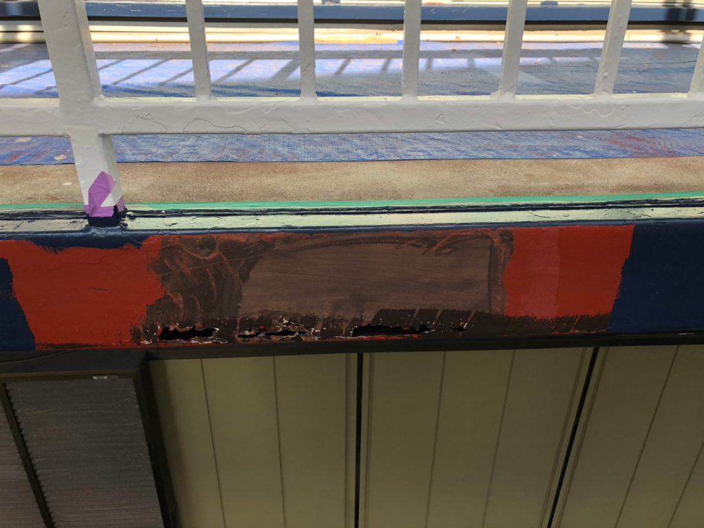 鉄骨の溶接補修部分