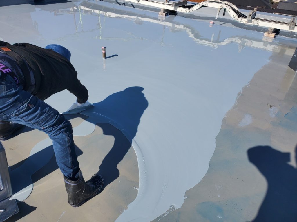 平場部の防水材塗布